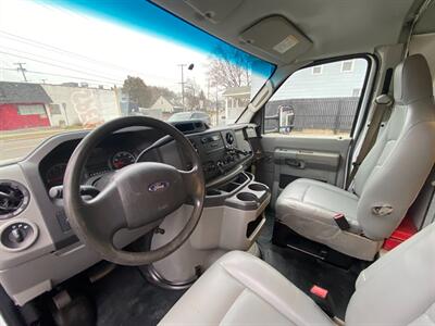 2016 Ford E-Series Chassis E-450 Super Duty 158 Cutaway DRW RWD   - Photo 18 - Grand Rapids, MI 49504