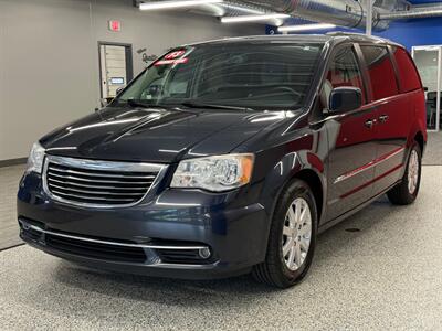 2013 Chrysler Town and Country Touring   - Photo 3 - Grand Rapids, MI 49504