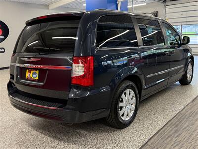 2013 Chrysler Town and Country Touring   - Photo 7 - Grand Rapids, MI 49504