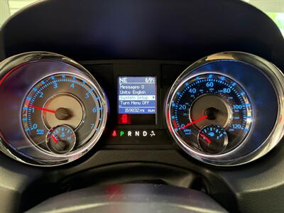 2013 Chrysler Town and Country Touring   - Photo 25 - Grand Rapids, MI 49504