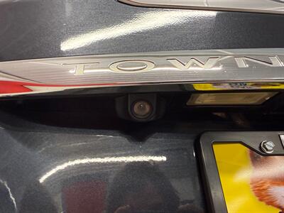 2013 Chrysler Town and Country Touring   - Photo 19 - Grand Rapids, MI 49504