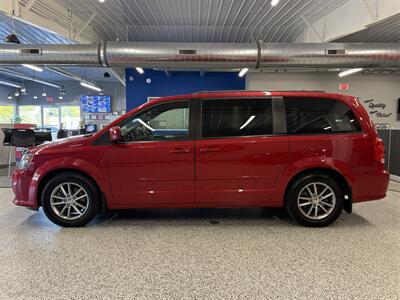 2014 Dodge Grand Caravan R/T - Photo 9 - Grand Rapids, MI 49504