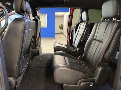 2014 Dodge Grand Caravan R/T - Photo 27 - Grand Rapids, MI 49504