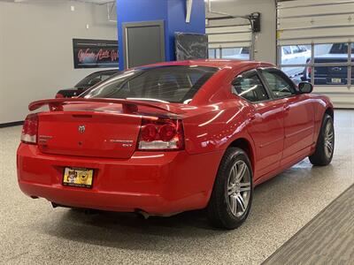 2010 Dodge Charger SXT   - Photo 8 - Grand Rapids, MI 49504