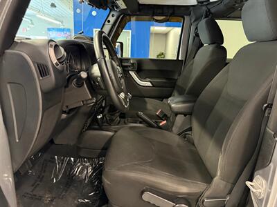 2015 Jeep Wrangler Sport   - Photo 17 - Grand Rapids, MI 49504