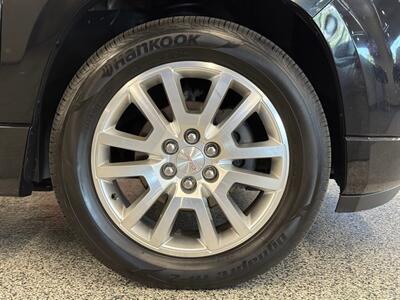 2015 GMC Acadia Denali   - Photo 9 - Grand Rapids, MI 49504