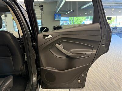 2019 Ford Escape SEL   - Photo 14 - Grand Rapids, MI 49504