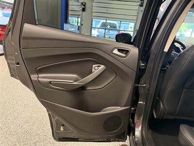 2019 Ford Escape SEL   - Photo 20 - Grand Rapids, MI 49504