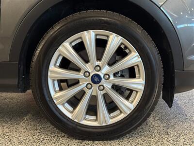 2019 Ford Escape SEL   - Photo 9 - Grand Rapids, MI 49504