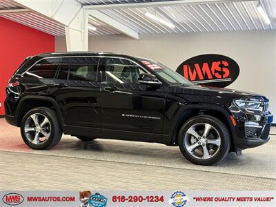 2023 Jeep Grand Cherokee Limited - Photo 1 - Grand Rapids, MI 49504