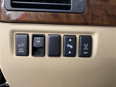 2013 Nissan Armada Platinum   - Photo 17 - Grand Rapids, MI 49504