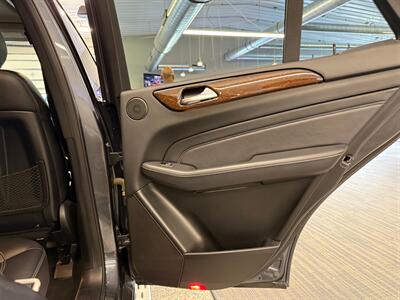 2012 Mercedes-Benz ML 350   - Photo 14 - Grand Rapids, MI 49504