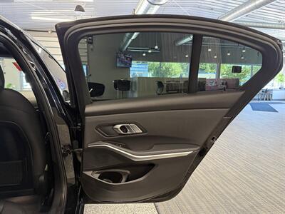 2020 BMW 3 Series 330i xDrive - Photo 17 - Grand Rapids, MI 49504