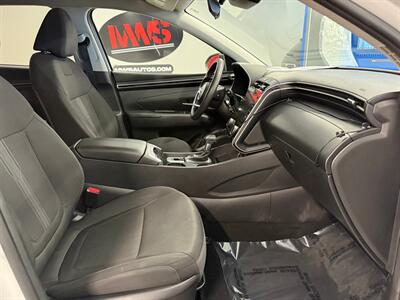 2023 Hyundai TUCSON SEL   - Photo 10 - Grand Rapids, MI 49504