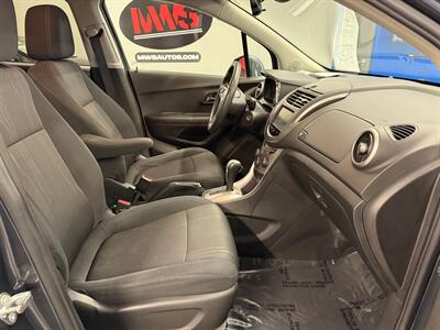 2016 Chevrolet Trax LT   - Photo 12 - Grand Rapids, MI 49504