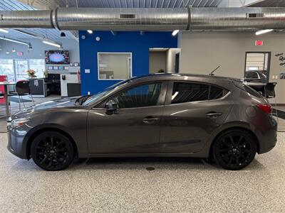 2017 Mazda Mazda3 Touring - Photo 4 - Grand Rapids, MI 49504