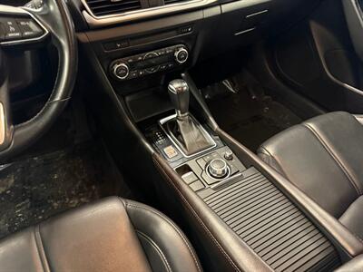 2017 Mazda Mazda3 Touring - Photo 34 - Grand Rapids, MI 49504