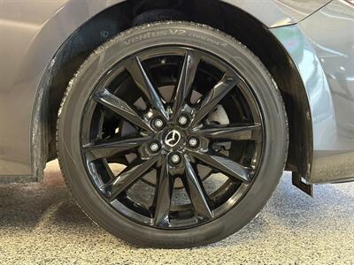 2017 Mazda Mazda3 Touring - Photo 8 - Grand Rapids, MI 49504