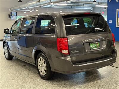 2017 Dodge Grand Caravan SE   - Photo 5 - Grand Rapids, MI 49504