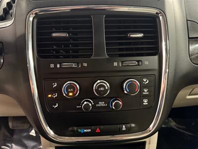 2017 Dodge Grand Caravan SE   - Photo 18 - Grand Rapids, MI 49504