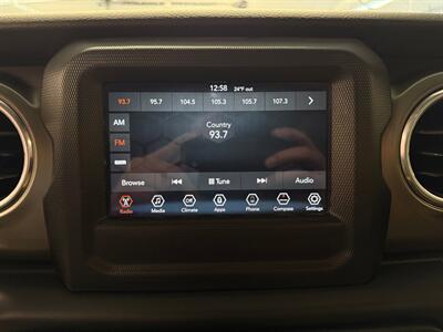 2018 Jeep Wrangler Unlimited Rubicon   - Photo 44 - Grand Rapids, MI 49504