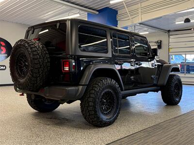 2018 Jeep Wrangler Unlimited Rubicon   - Photo 9 - Grand Rapids, MI 49504