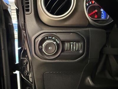 2018 Jeep Wrangler Unlimited Rubicon   - Photo 42 - Grand Rapids, MI 49504