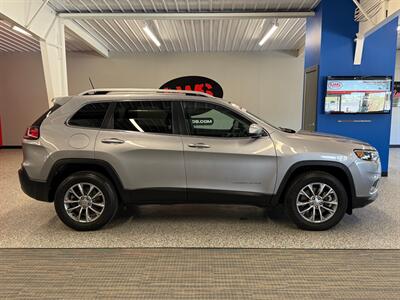 2020 Jeep Cherokee Latitude Plus   - Photo 9 - Grand Rapids, MI 49504