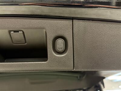 2016 Chevrolet Tahoe LTZ   - Photo 23 - Grand Rapids, MI 49504