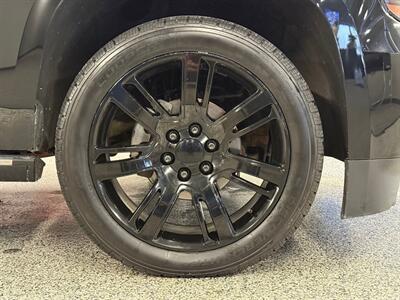2016 Chevrolet Tahoe LTZ   - Photo 12 - Grand Rapids, MI 49504