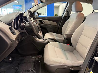 2013 Chevrolet Cruze 1LT Auto   - Photo 18 - Grand Rapids, MI 49504