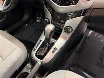 2013 Chevrolet Cruze 1LT Auto   - Photo 11 - Grand Rapids, MI 49504