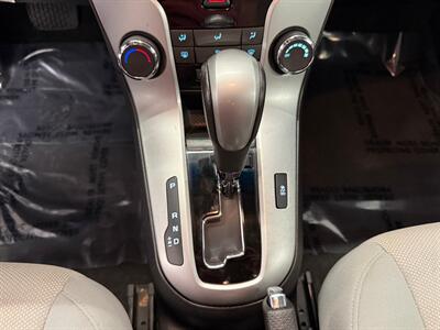 2013 Chevrolet Cruze 1LT Auto   - Photo 25 - Grand Rapids, MI 49504