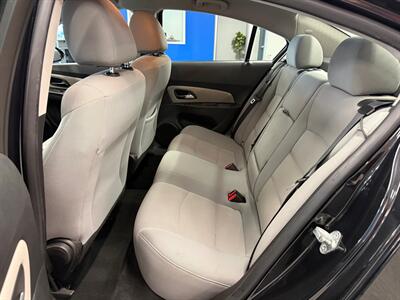 2013 Chevrolet Cruze 1LT Auto   - Photo 15 - Grand Rapids, MI 49504