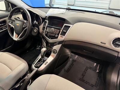 2013 Chevrolet Cruze 1LT Auto   - Photo 10 - Grand Rapids, MI 49504
