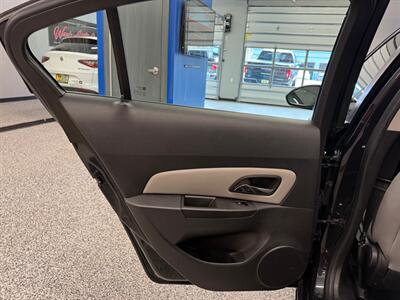 2013 Chevrolet Cruze 1LT Auto   - Photo 16 - Grand Rapids, MI 49504