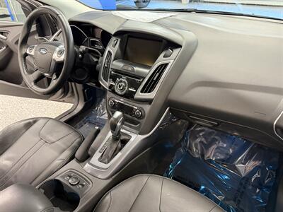 2014 Ford Focus Titanium - Photo 15 - Grand Rapids, MI 49504