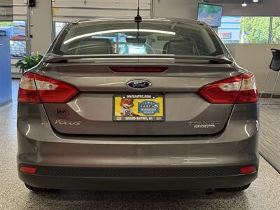 2014 Ford Focus Titanium - Photo 6 - Grand Rapids, MI 49504