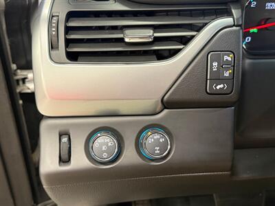 2015 Chevrolet Tahoe LTZ - Photo 16 - Grand Rapids, MI 49504