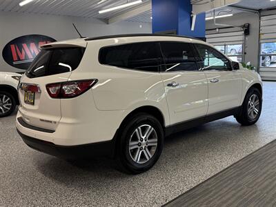 2015 Chevrolet Traverse LT   - Photo 7 - Grand Rapids, MI 49504