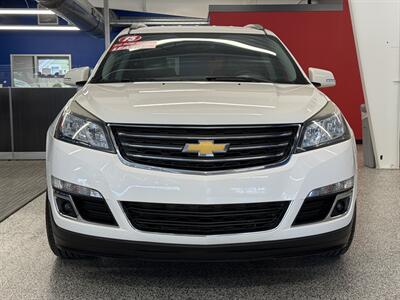 2015 Chevrolet Traverse LT   - Photo 2 - Grand Rapids, MI 49504