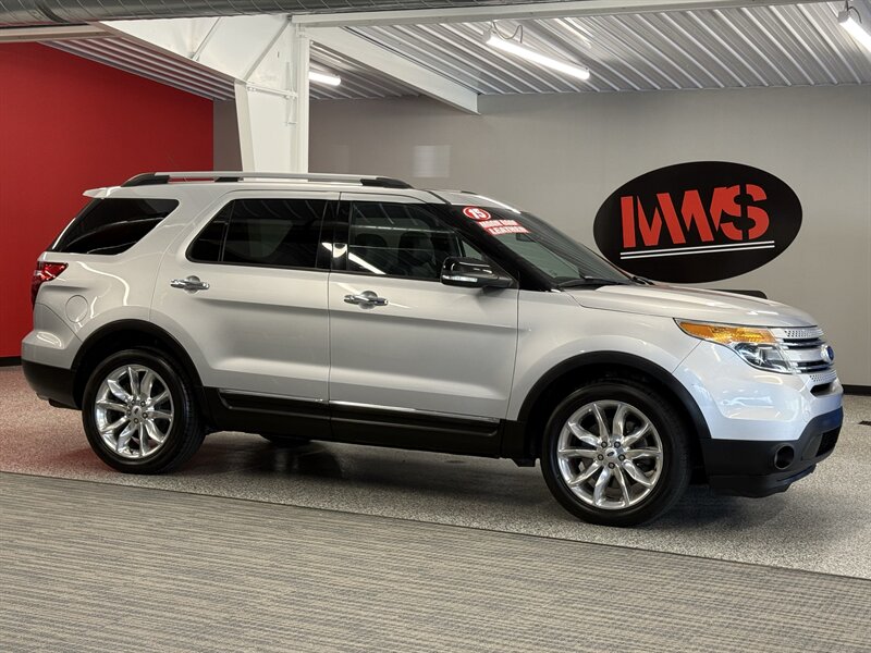 2015 Ford Explorer XLT   - Photo 1 - Grand Rapids, MI 49504