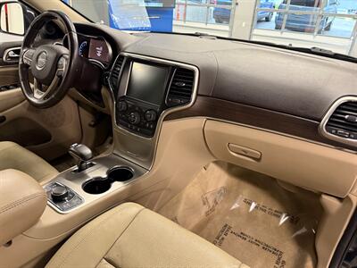 2015 Jeep Grand Cherokee Overland - Photo 10 - Grand Rapids, MI 49504