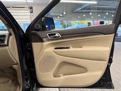 2015 Jeep Grand Cherokee Overland - Photo 11 - Grand Rapids, MI 49504