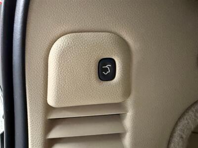 2015 Jeep Grand Cherokee Overland - Photo 18 - Grand Rapids, MI 49504