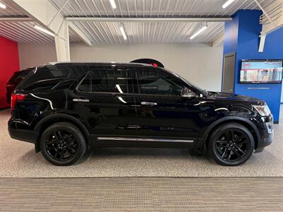 2016 Ford Explorer Limited   - Photo 8 - Grand Rapids, MI 49504