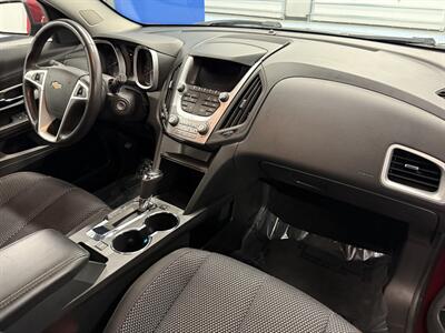 2017 Chevrolet Equinox LT   - Photo 17 - Grand Rapids, MI 49504