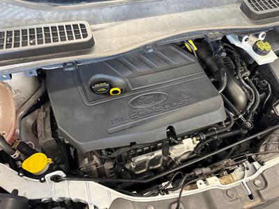 2017 Ford Escape SE   - Photo 10 - Grand Rapids, MI 49504