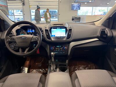 2017 Ford Escape SE   - Photo 32 - Grand Rapids, MI 49504