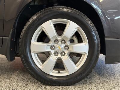 2017 Chevrolet Traverse LT   - Photo 9 - Grand Rapids, MI 49504